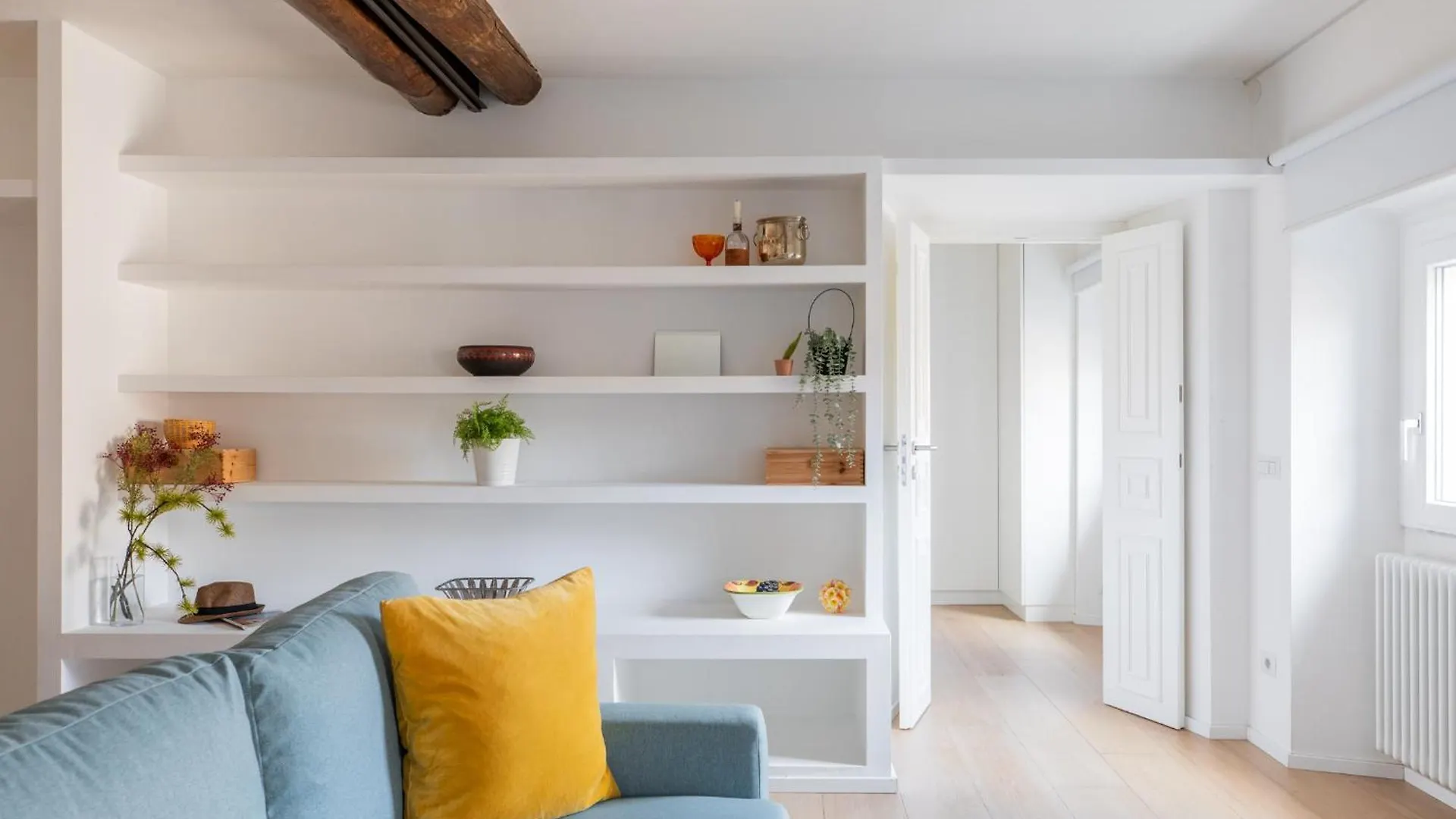 Iflat Bright & Spacious Apartment In Esquilino Roma